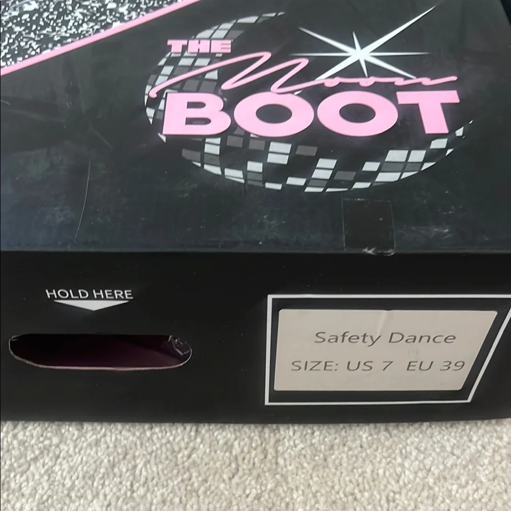 Moonlight Roller The Moon Boot Safety Dance Roller Skates New w Box US 7 (Men’s) - Picture 4 of 16